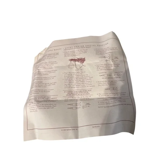 Hallmark Keepsake Magic Collector Series Lighthouse Light Flashing Ornament 1999 - Picture 10 of 13